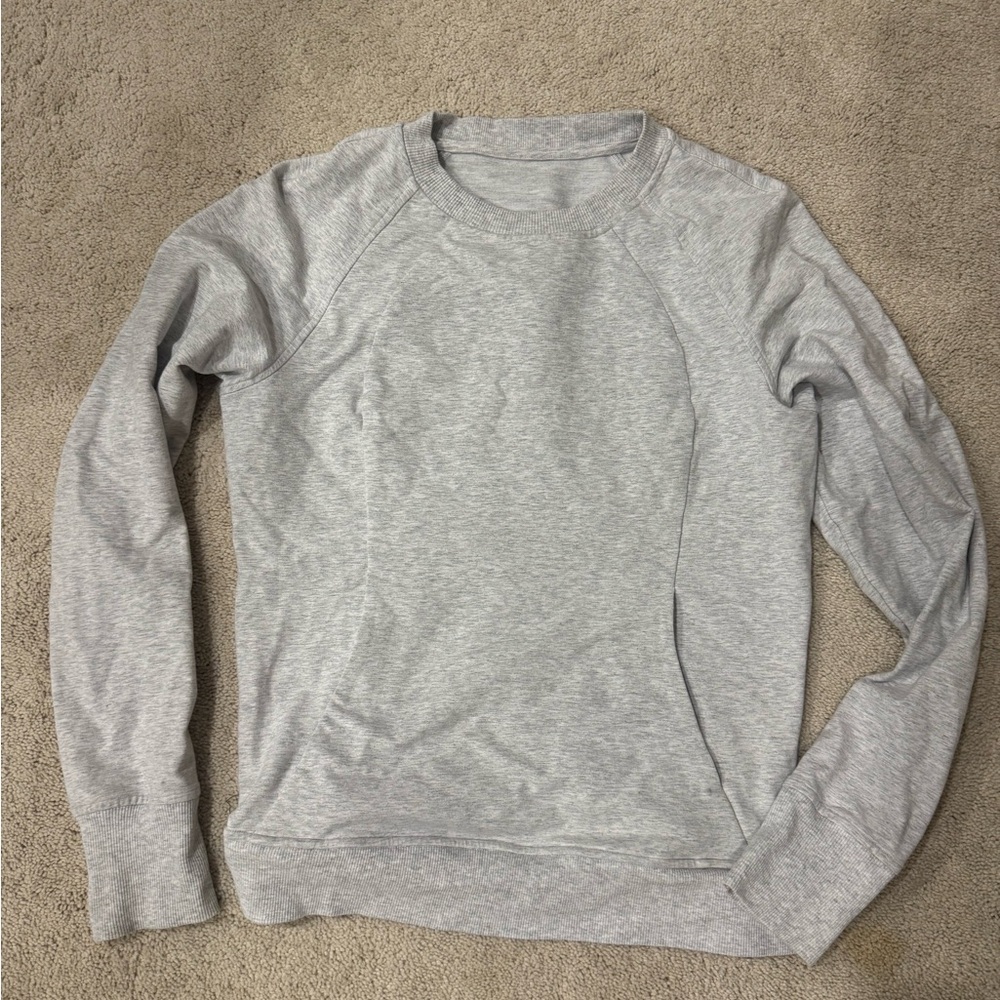 Lululemon Crew Neck sweatshirt size 6.
